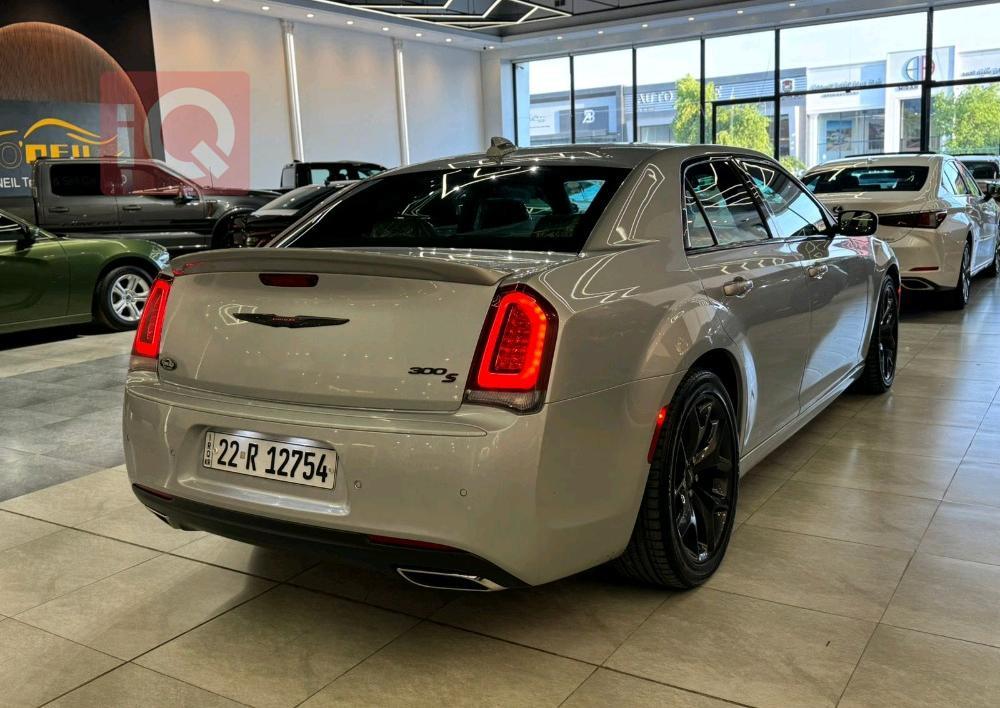 Chrysler 300